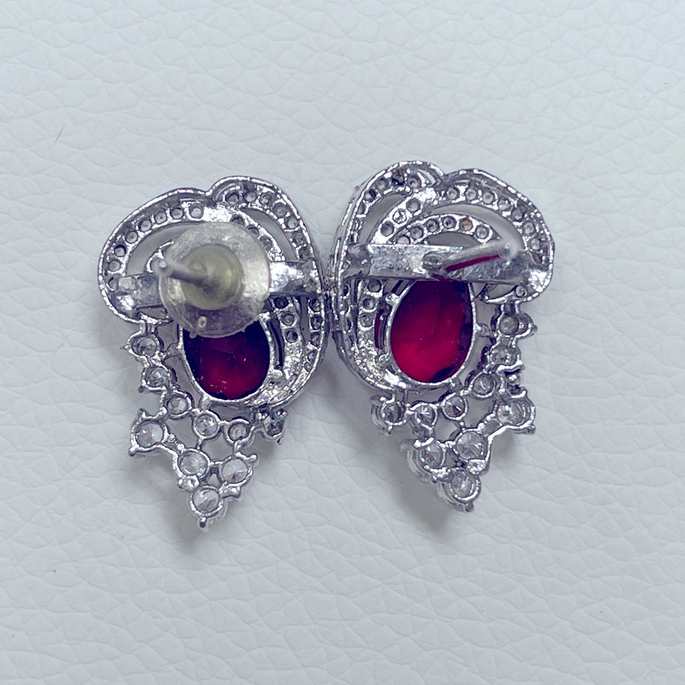 Pink embellished earrings - Picture 2 of 2